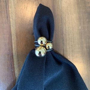 Giles & Brother Twist and Ball 3 Ring Set